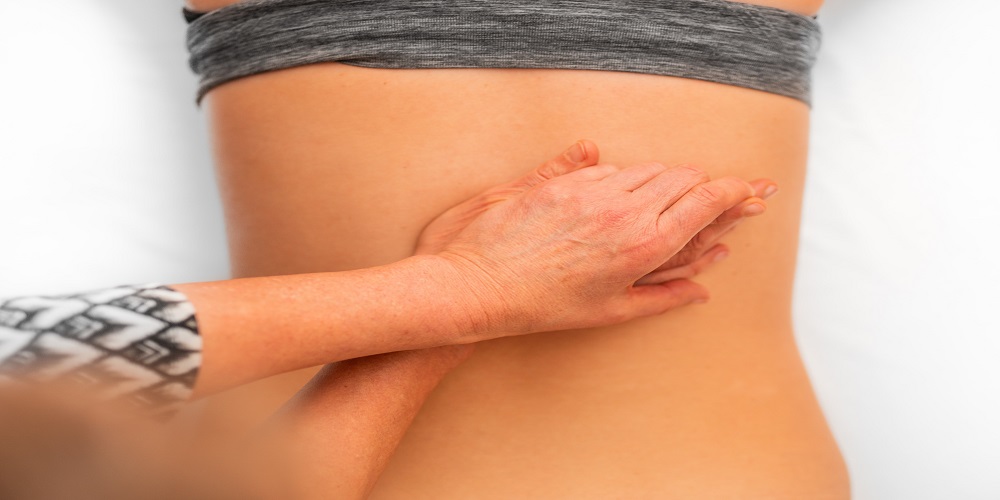 Chiropractor Cracks Your Back